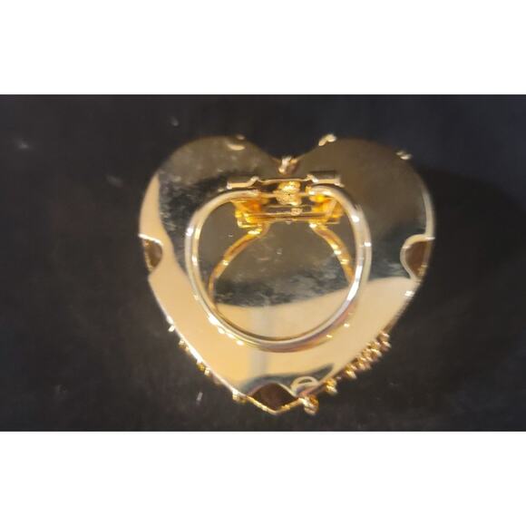 Gold Tone Scarf Clip - Picture 4 of 4